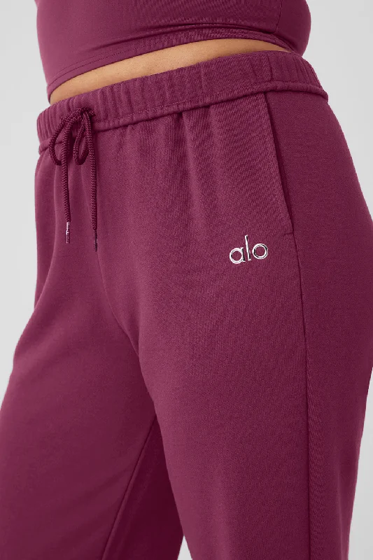 u5013rg-accolade-sweatpant-wild-berry