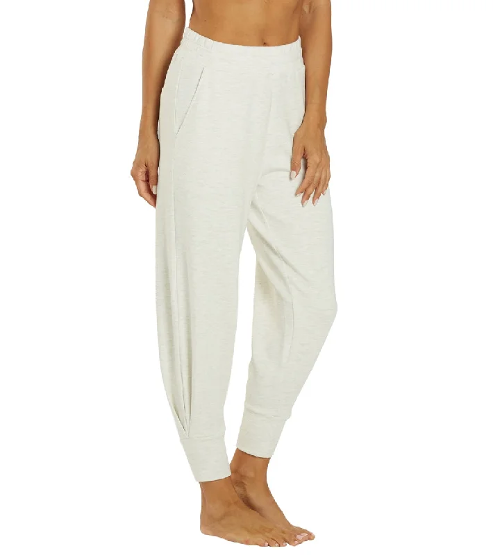 varley-the-relaxed-pant-25-8216150-ivory-marl