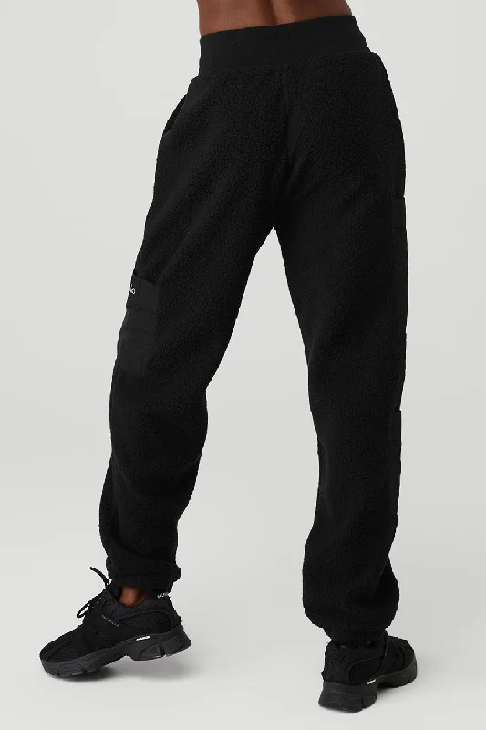 w51065r-high-waist-solstice-sweatpant-black