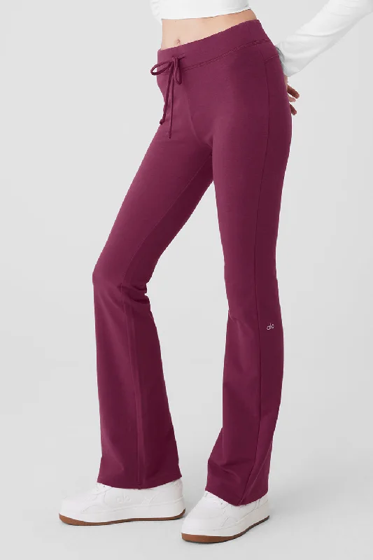 w51304r-sway-boot-cut-sweatpant-wild-berry