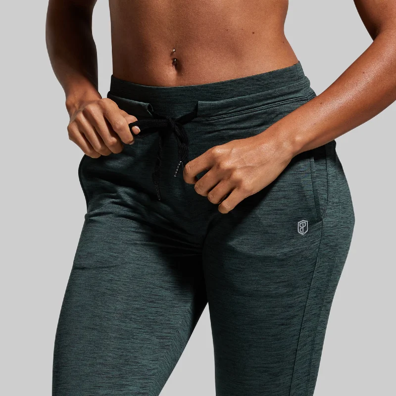 womens-rest-day-athleisure-jogger-evergreen