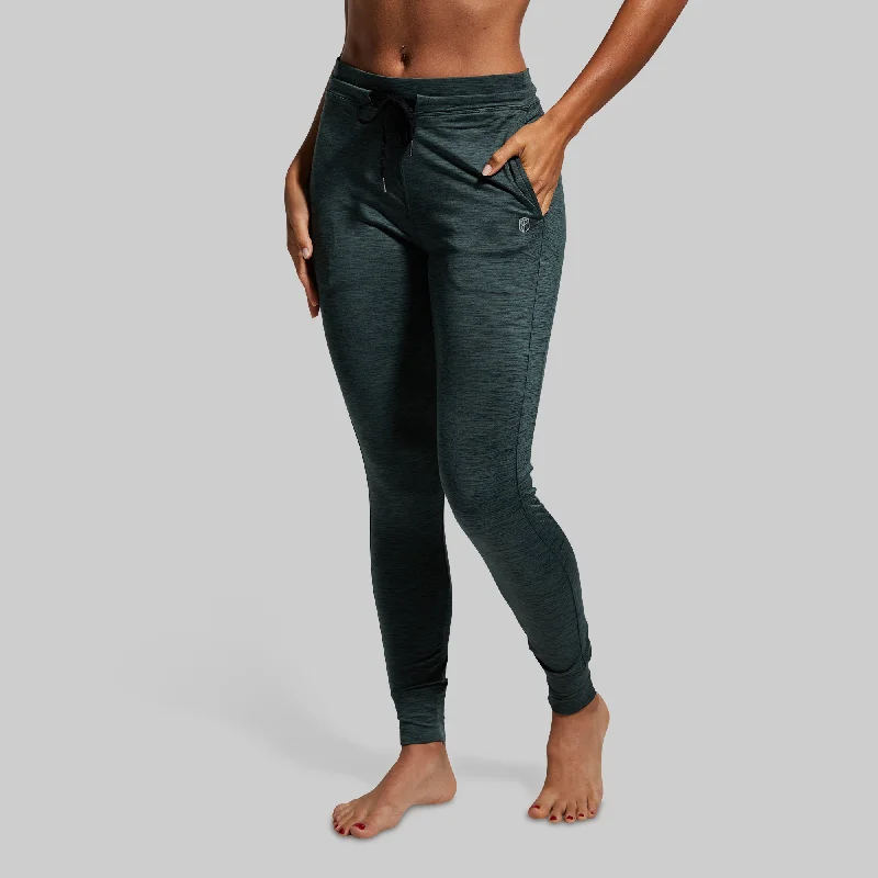 womens-rest-day-athleisure-jogger-evergreen