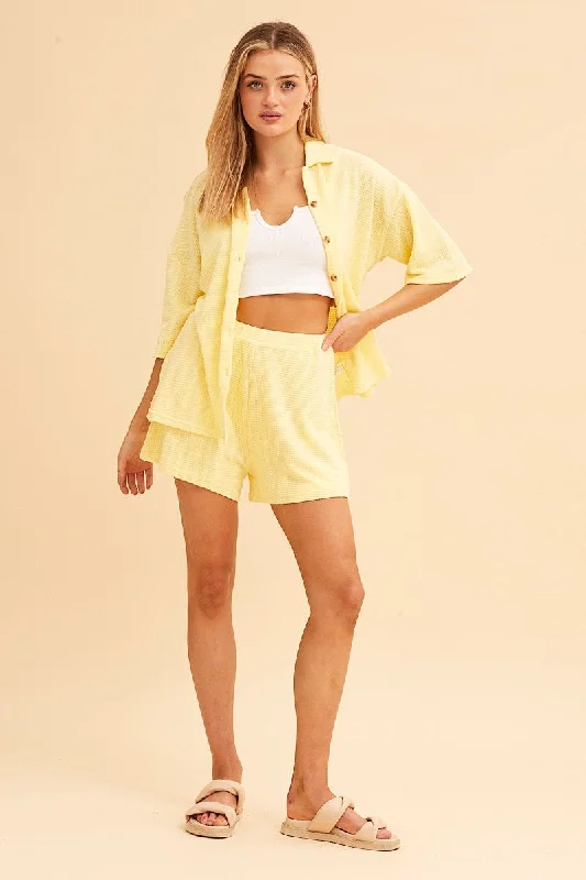 yellow-lounge-shorts-waffle-texture-pull-on-bws5124-84nb