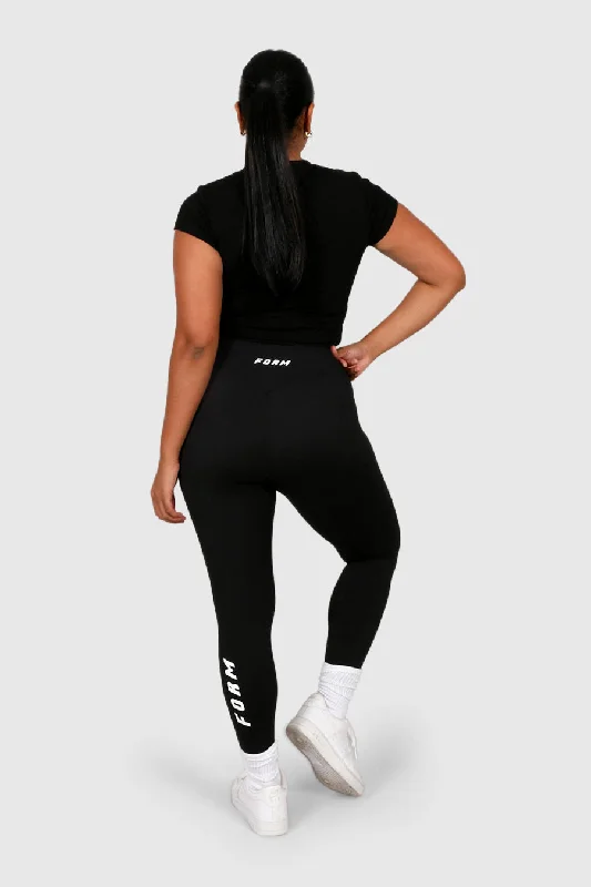 FORM BASE TIGHT 7/8 BLACK