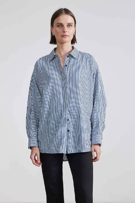 Kaarina Dolman Button Down Blue and White Stripes