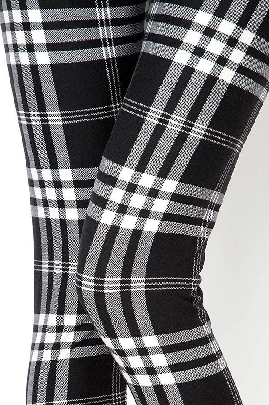 black-white-plaid-plus-leggings