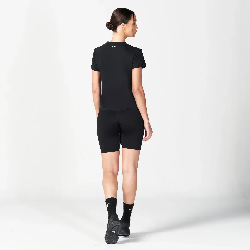 core-wild-panel-relaxed-tee-black