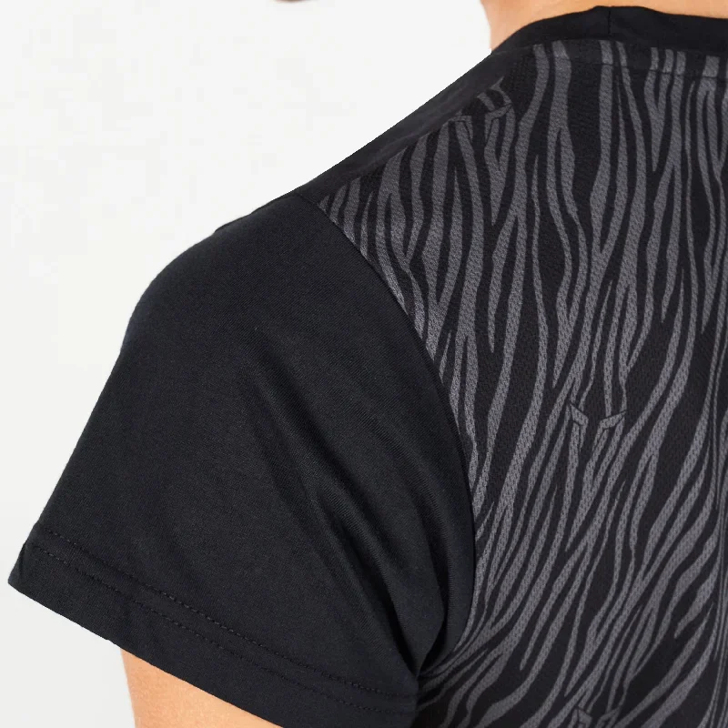 core-wild-print-back-tee-black