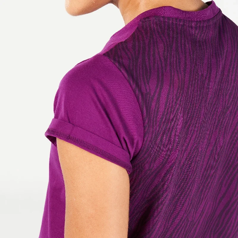 core-wild-print-back-tee-dark-purple