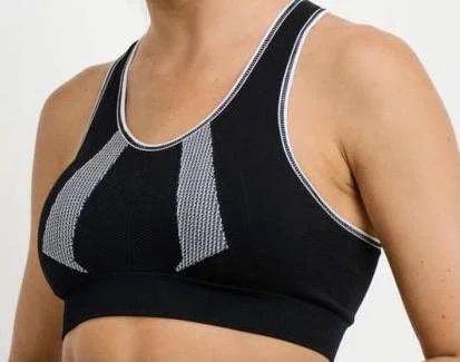 Cross Back Sports Bra