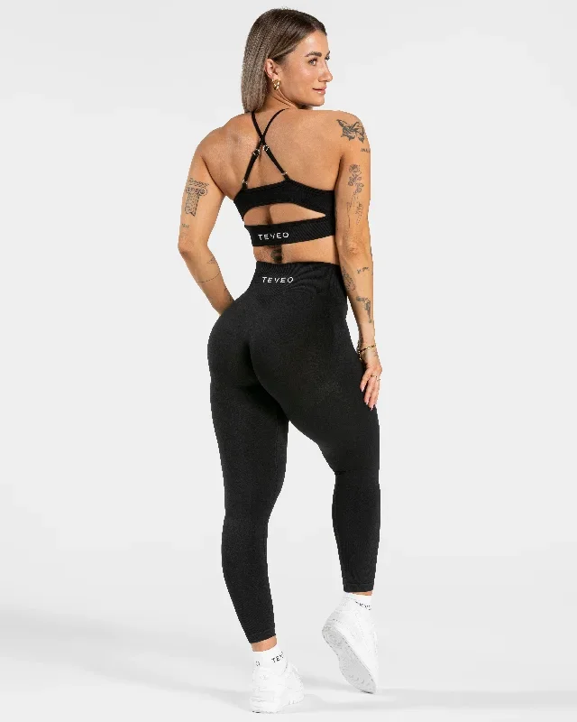 elevate-leggings-schwarz