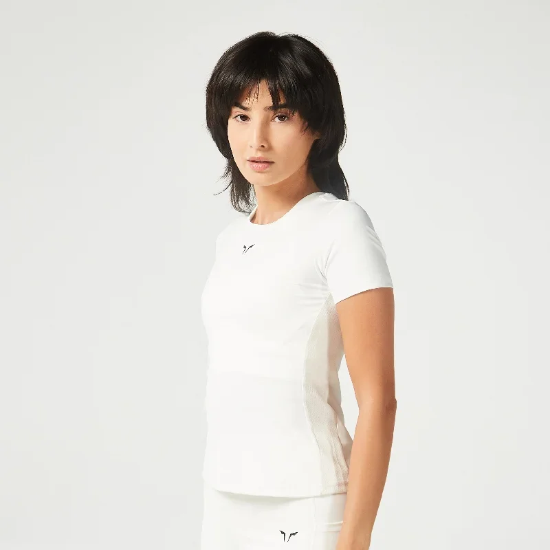 essential-body-fit-tee-pearl-white