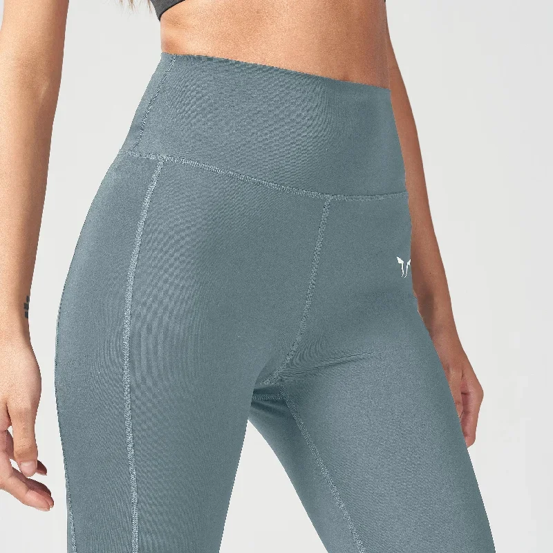 essential-cropped-leggings-24-stormy-weather