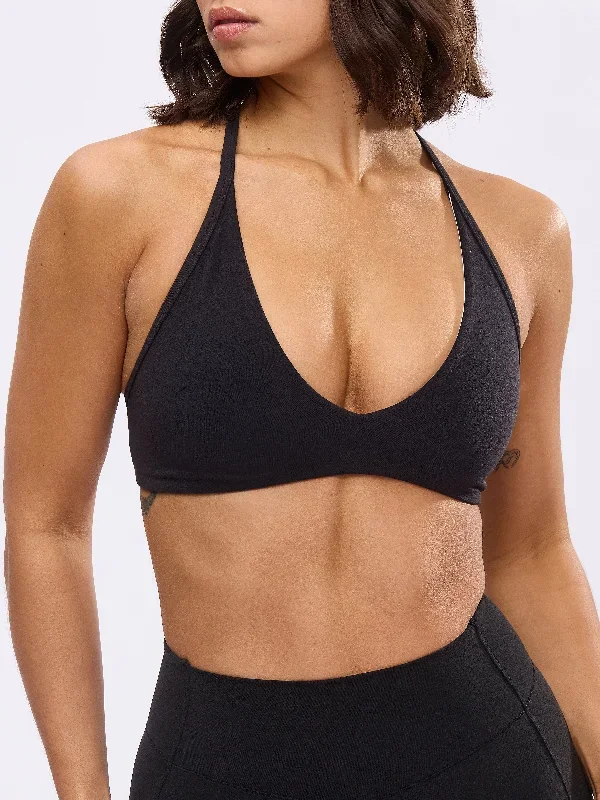 girlfriend-sports-bra-onyx-black-white