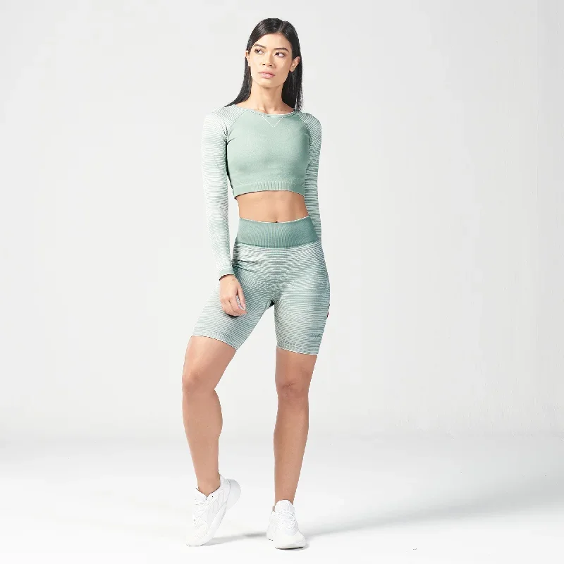 infinity-stripe-seamless-crop-top-green-surf