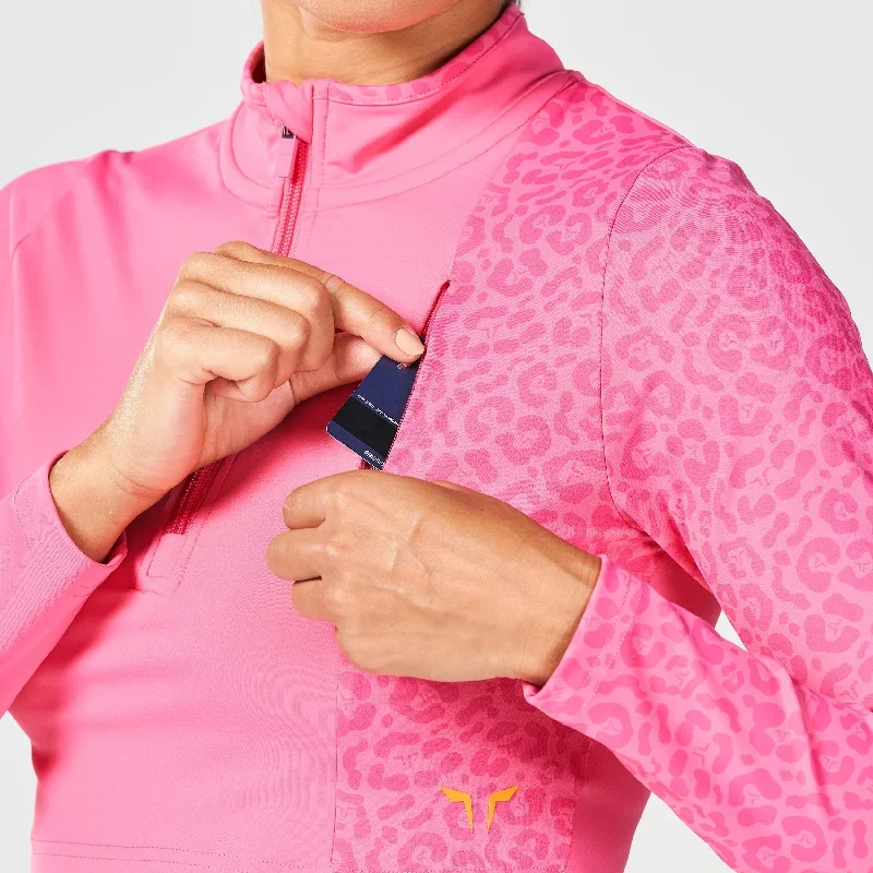 qtr-zip-untamed-top-hot-pink-print