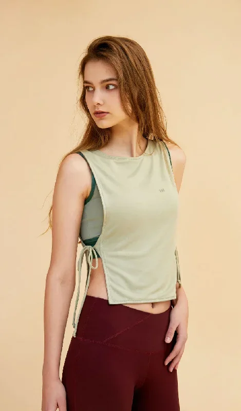 scarlette-reversible-yoga-crop-tank-top