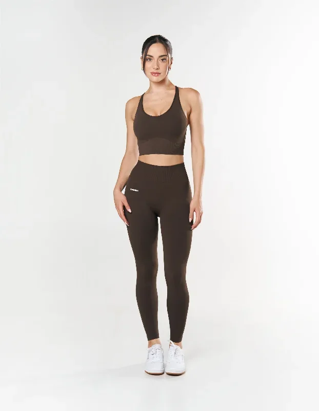 seamless-strappy-crop-espresso